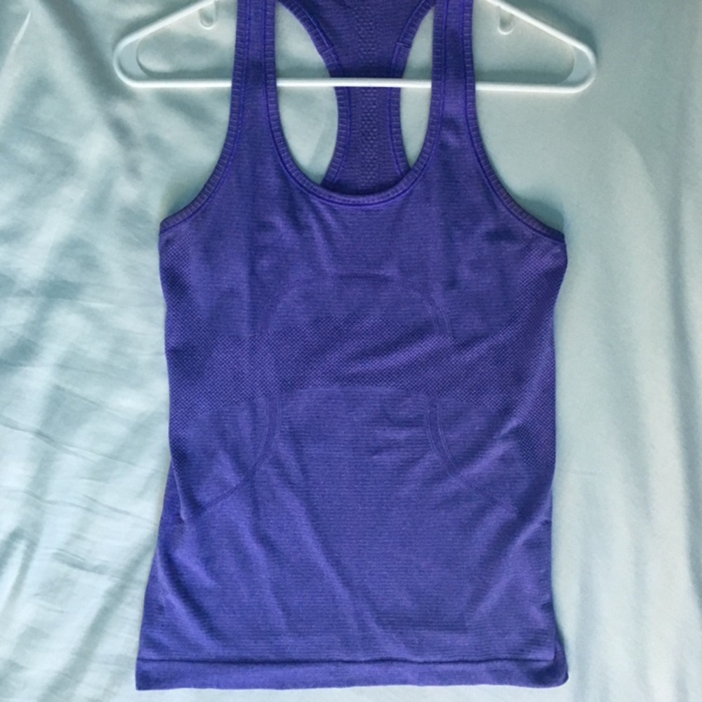 Lululemon Swiftly Tech Racerback size 6